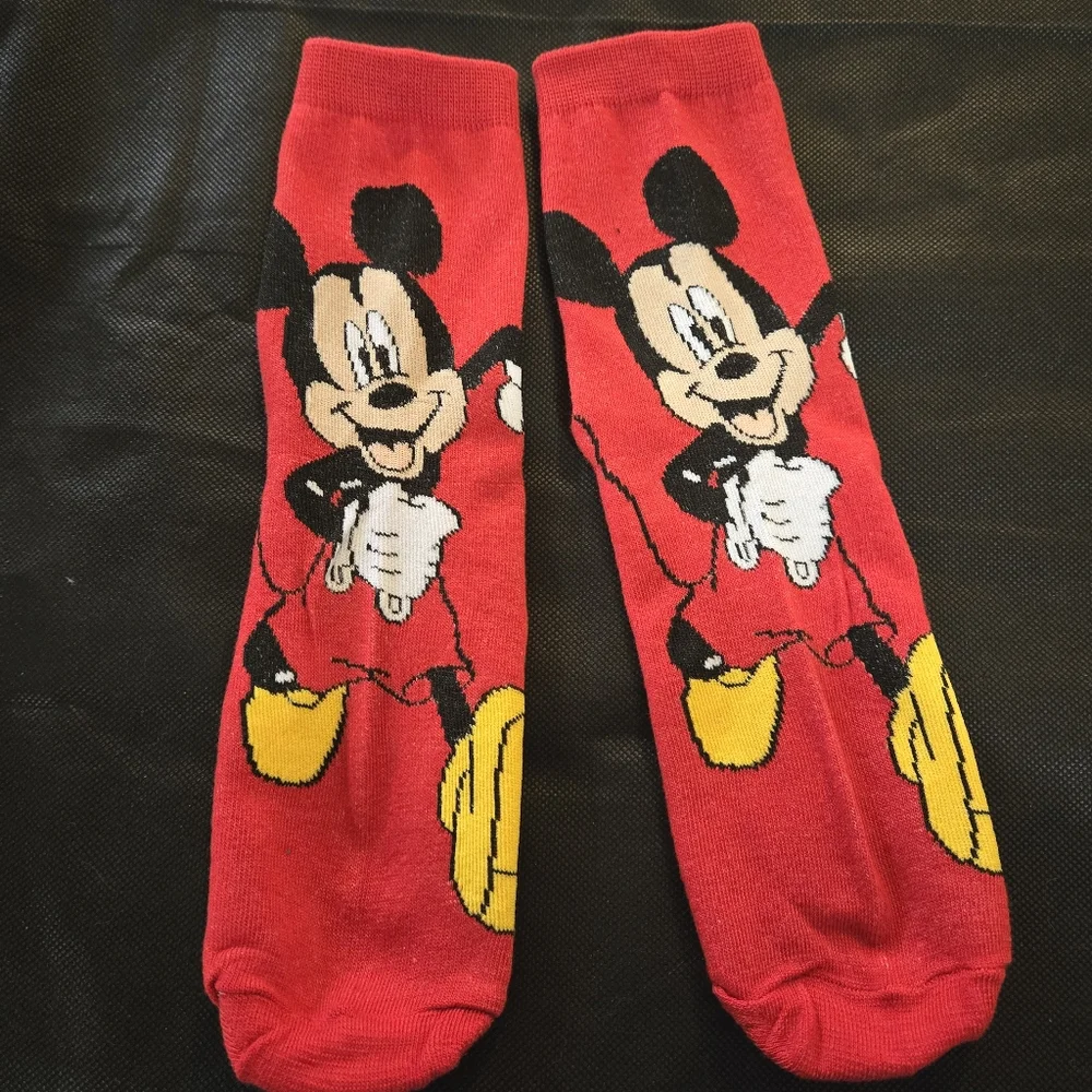 🍒🍒 Red Mickey Mouse Crew Socks